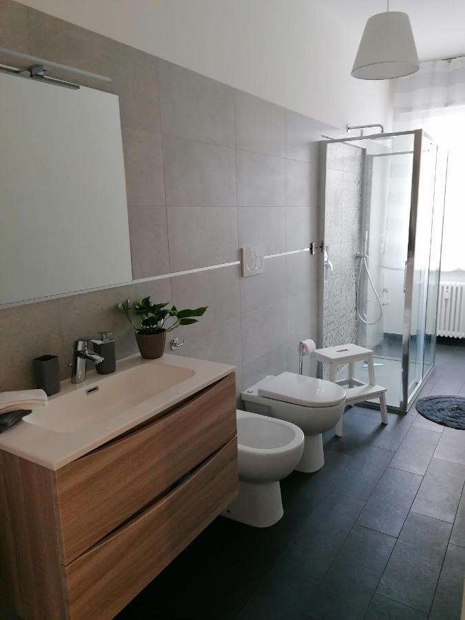 Angela Guest House In Centro Storico Конеляно Екстериор снимка